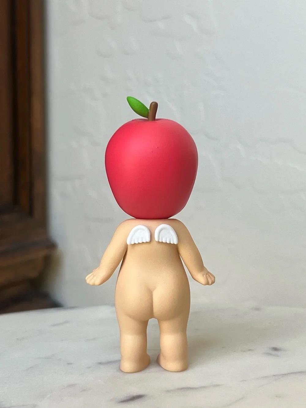 Sonny Angel Fruit Series - Apple - Picture 2 of 6